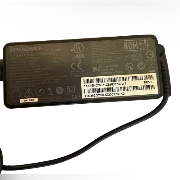 Lenovo Laptop charger - Picture 2 of 4